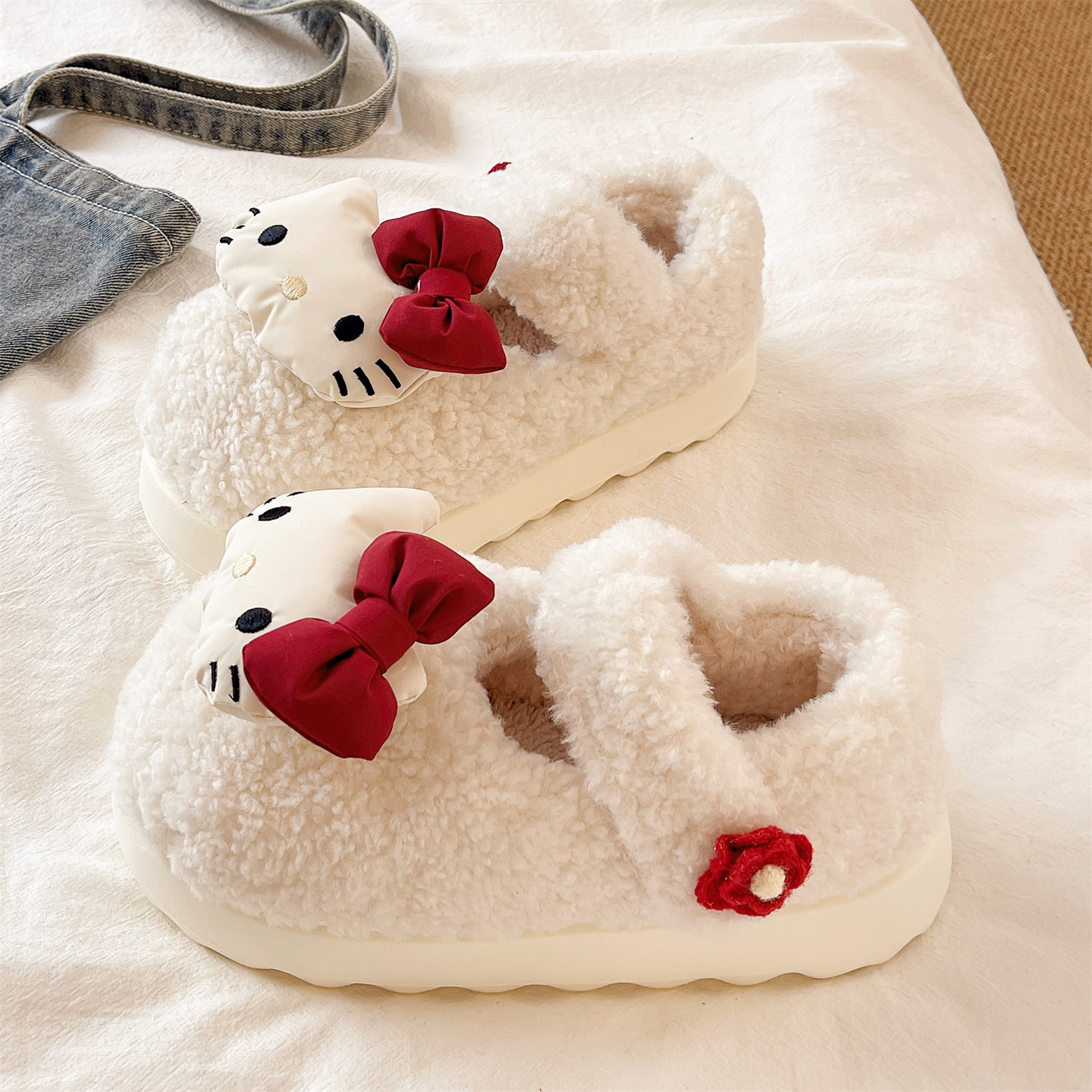 俏绘可爱蝴蝶结猫咪包跟棉拖鞋