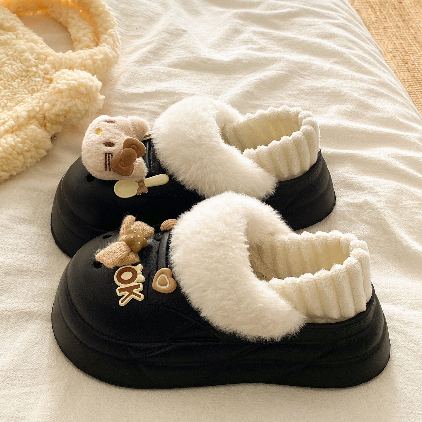 可爱汤勺蝴蝶结小猫保暖棉拖鞋