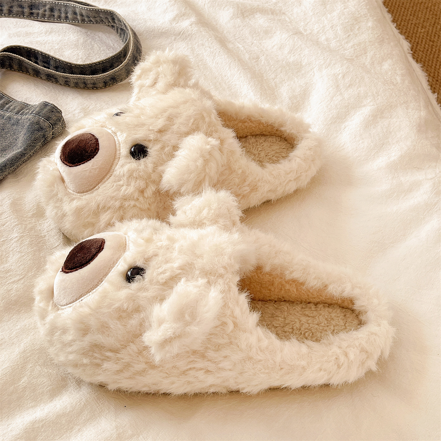 俏绘可爱小熊软底保暖毛毛拖鞋