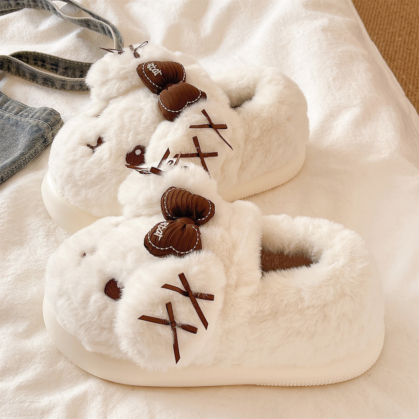 俏绘可爱蝴蝶结小狗包跟棉拖鞋