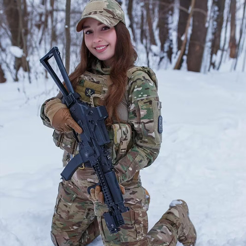 盔狼战术俄罗斯女兵G2蛙服