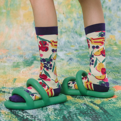 HHCH口海原创设计白色提花中筒袜