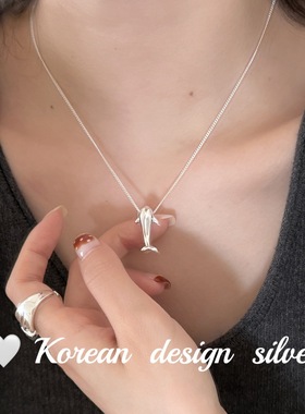 韩系简约风设计感亮银饰品 S925纯银立体海豚项链秋冬叠戴高级感