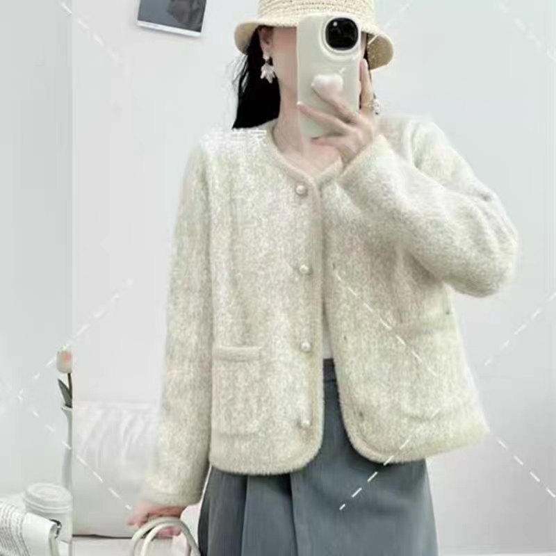 法式小香风外套女2025秋冬新高级感名媛仿水貂绒针织开衫短款上衣