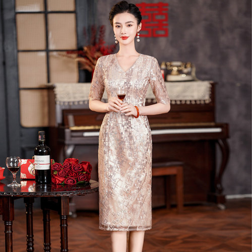 短袖婚宴礼服平时可穿喜婆婆气质
