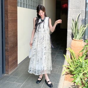 新中式国风水墨画连衣裙女2025夏季新款设计感超好看气质背心长裙图片