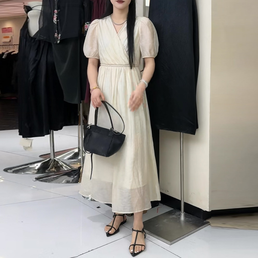 PUTIAN小众设计V领时尚气质裙子夏装新款韩版短袖麻花收腰连衣裙