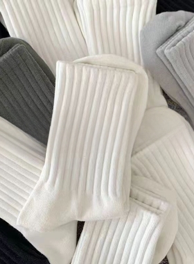 秋冬款中筒袜子男款白色防臭吸汗透气中筒袜ins潮运动情侣长袜女