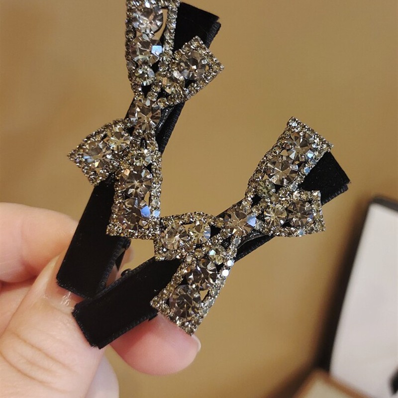 发夹八字刘海侧边夹秋冬蝴蝶结水钻丝绒鸭嘴夹高级感2025新款发卡