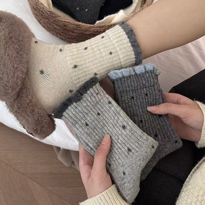 波点花边袜子女中筒袜秋冬季款加厚保暖灰色勃肯鞋冬天中筒堆堆袜