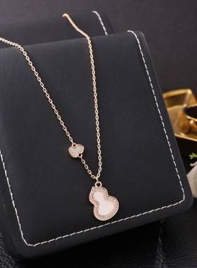 麒家CNC高版本925镀18K镶钻红玉髓白贝母轻奢小众葫芦吊坠女项链