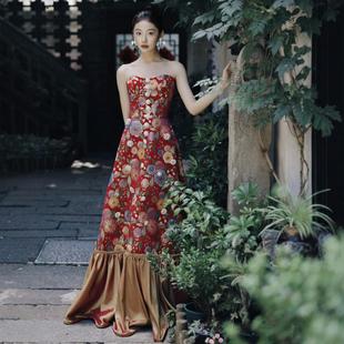 定制新中式 复古风抹胸晨袍晨拍轻婚纱轻奢重工订婚礼服敬酒服漫缘