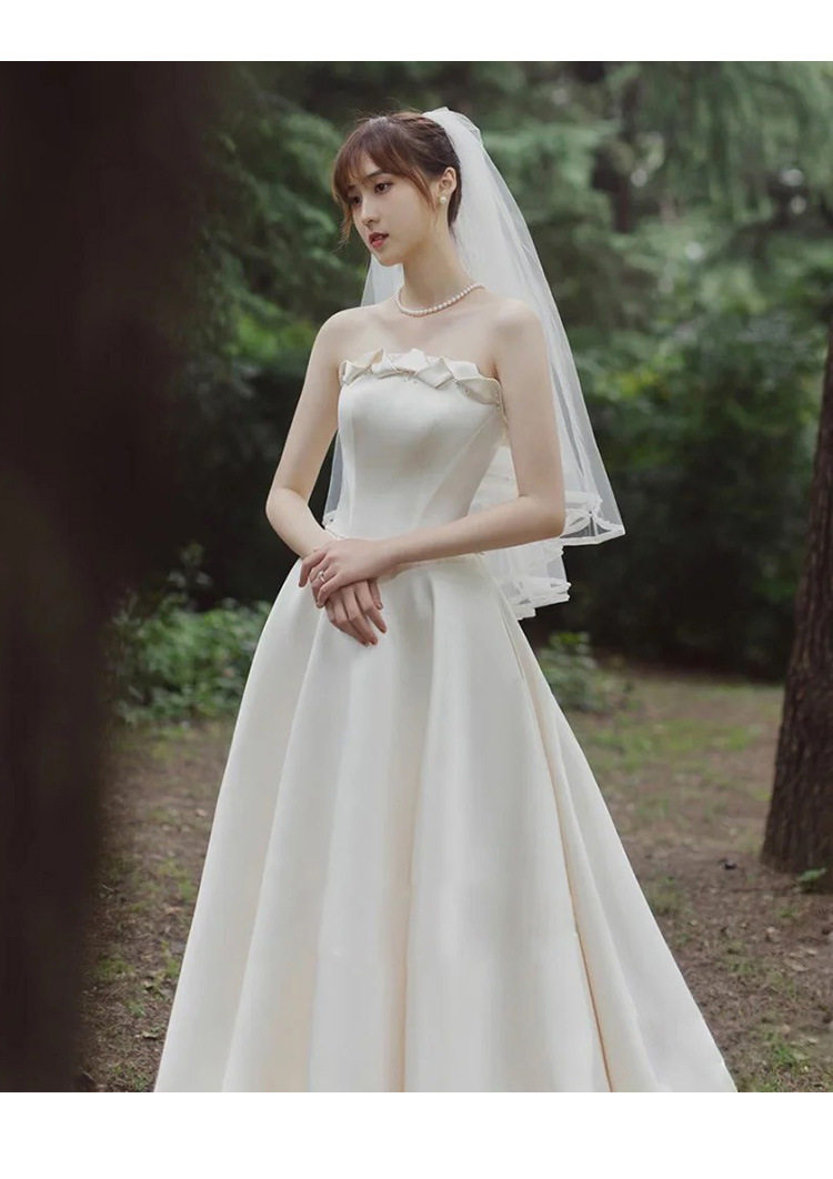 法式古典抹胸浪漫缎面赫本轻婚纱