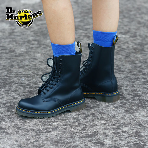 光面皮10孔马丁靴Drmartens