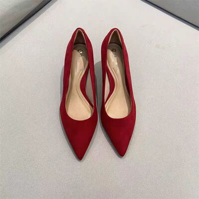 TrMe2025新款红色绒面低跟单鞋女