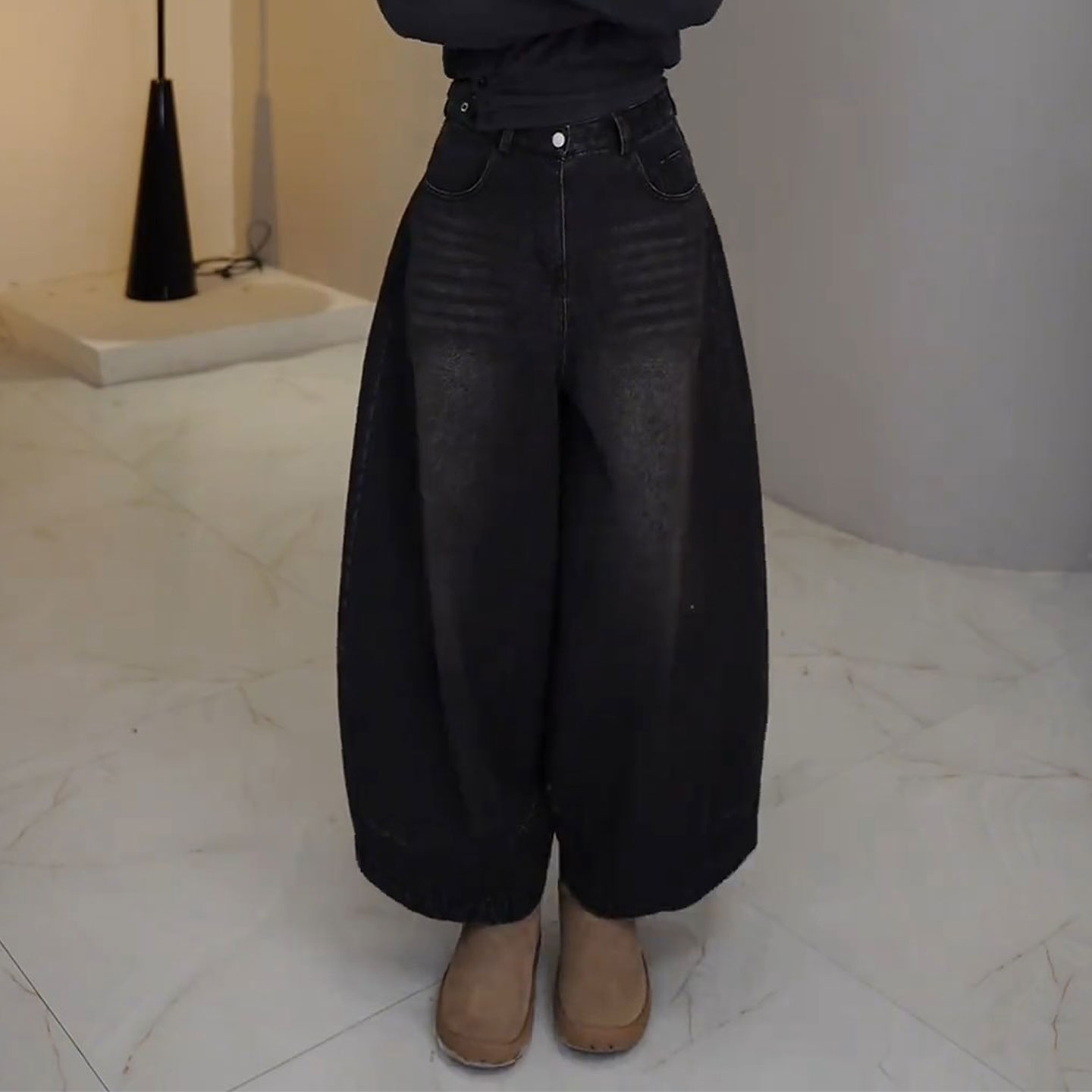 黑色弯刀加绒牛仔裤女2025冬装新款高腰显瘦美式宽松九分阔腿裤子