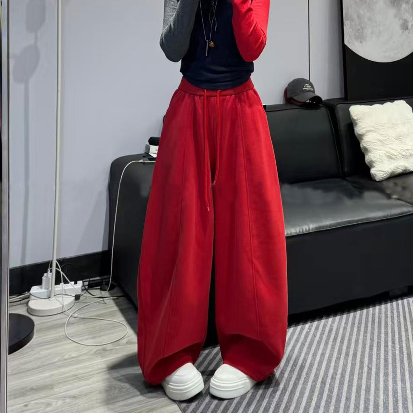 韩版高腰抽绳显瘦加绒阔腿裤女2025冬新款宽松加厚弯刀裤卫裤子潮