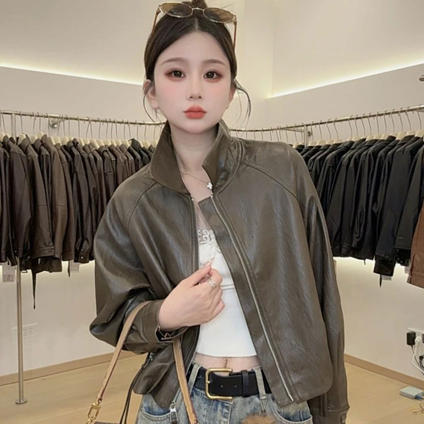 棕色美拉德短款小皮衣外套女款2026年春秋新款欧货爆款机车服夹克图片