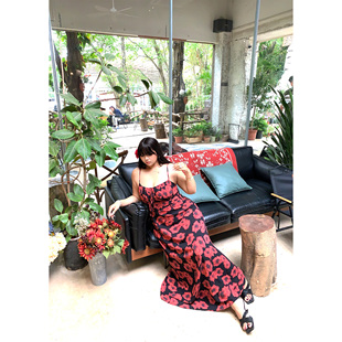 楠哥微胖性感海边度假吊带连衣裙女夏大码遮肚显瘦胖mm碎花长裙子