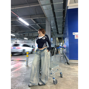 楠哥微胖辣妹街头设计感弯刀牛仔裤女2026新款大码高腰胖mm阔腿裤