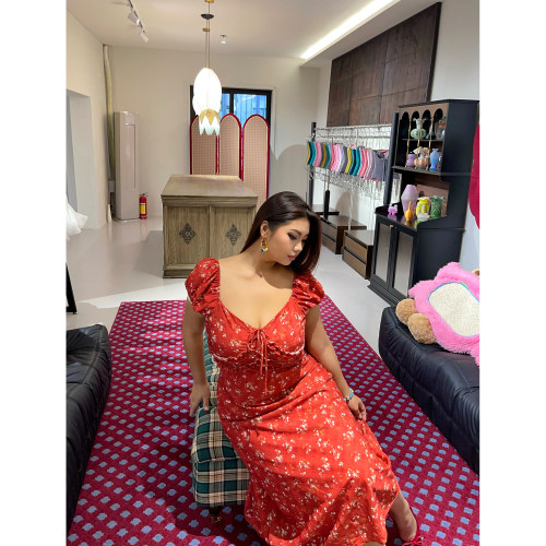 茶歇裙度假法式绝美碎花连衣裙