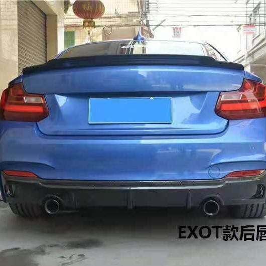适用于宝马2系 F22 MTECH款碳纤维后唇