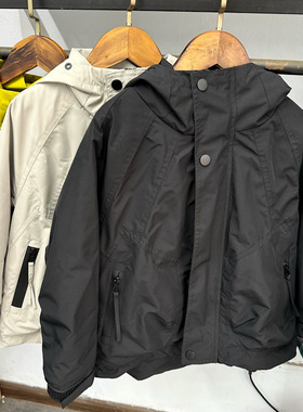 儿童冲锋衣加绒男童秋装2025新款男孩仿风防水春秋季外套潮酷抓绒