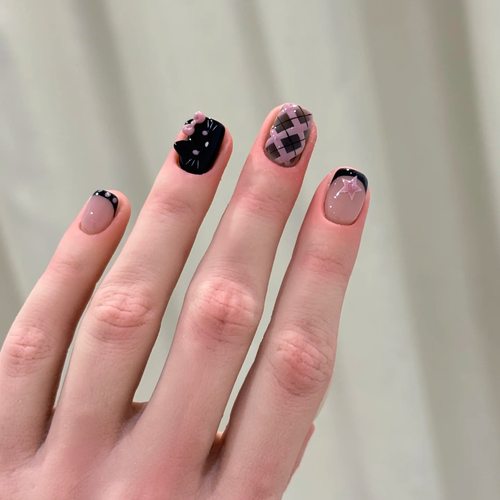 手工穿戴甲高级感甜酷少女辣妹KT格纹蝴蝶结显白美甲可拆卸美甲贴