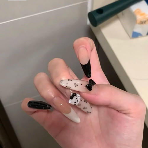 秋季爆款暗系御姐风气质奢华纯手工穿戴甲显白豹纹氛围感法式美甲