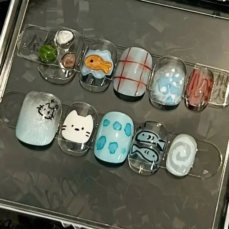 手工穿戴甲秋冬高级感手绘海盐小猫清新可爱猫咪童趣新年美甲甲片