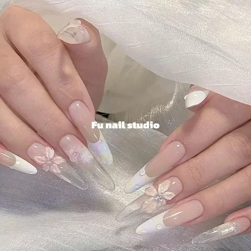 纯手工穿戴甲ins风显白高级气质渐变温柔美甲可拆卸成品心动冰花
