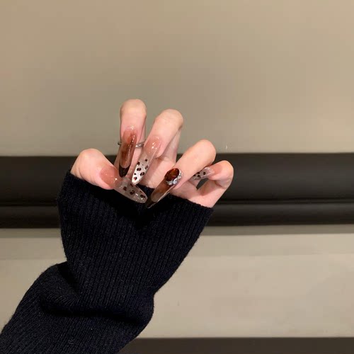 纯手工穿戴甲美甲秋冬新款豹显白纹法式晕染高级欧风气质辣妹美甲