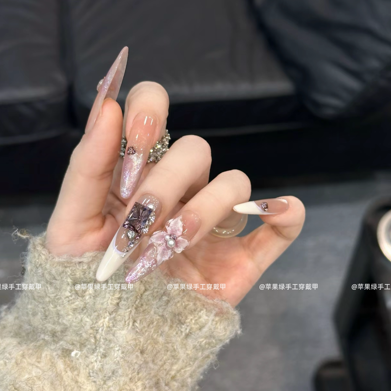 水彩晕染【手工雕花】高定 ins风纯手工穿戴甲长款美甲贴片假指甲