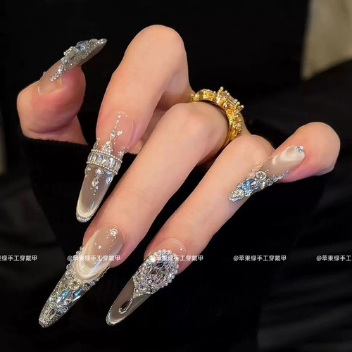 【维多利亚】初秋白月光纯手工穿戴甲法式碎钻爆闪精品美甲可拆卸
