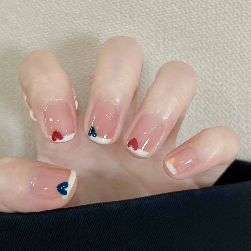 爱心少女手工穿戴甲简约裸色少女短甲美甲贴片指甲学生可拆卸甲片