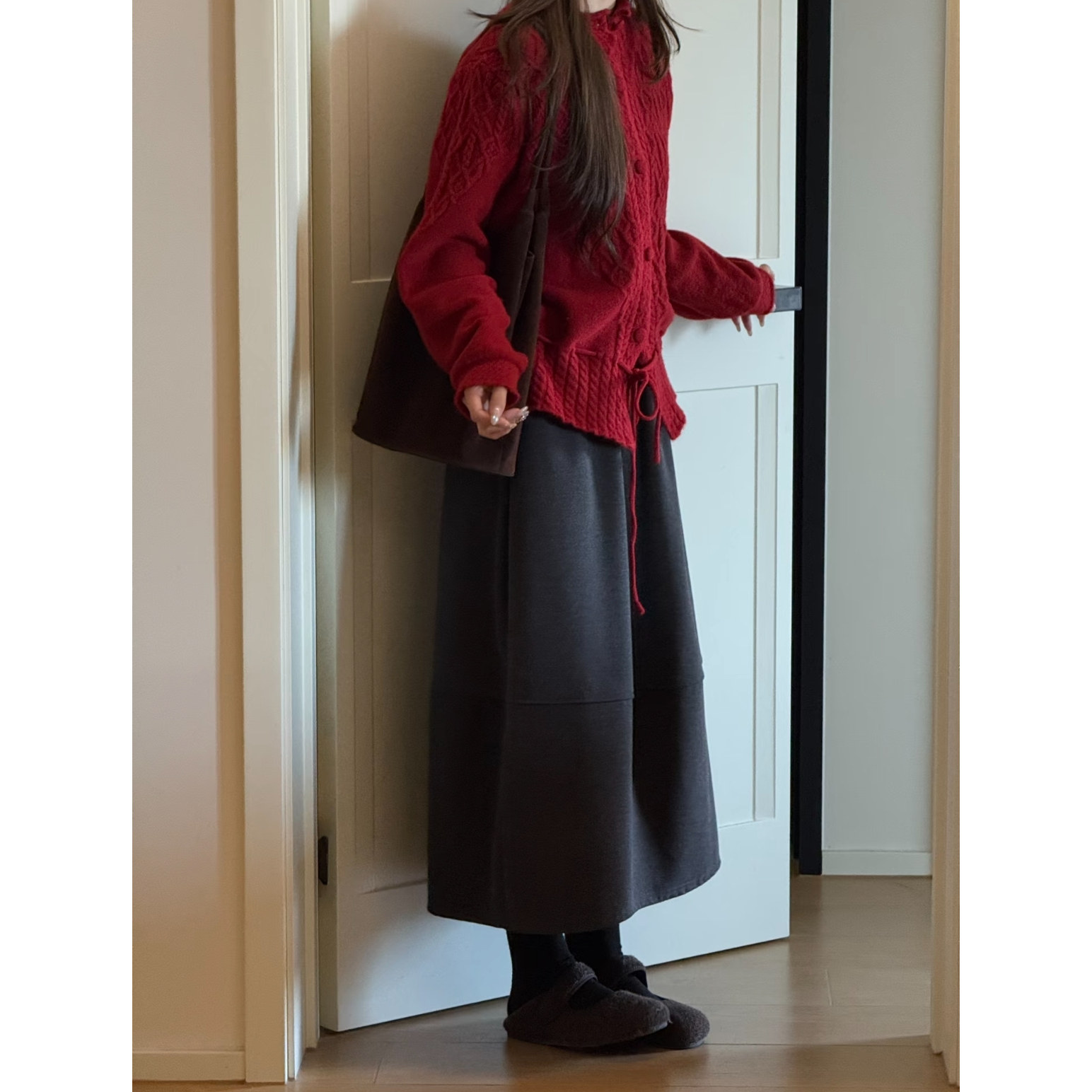 深灰色毛呢半身裙女秋冬季新款2026超美a字南瓜裙中长款花苞伞裙