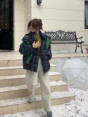 冬季新品韩版insist连帽羽绒服90白鸭绒女纯色基础款宽松均码