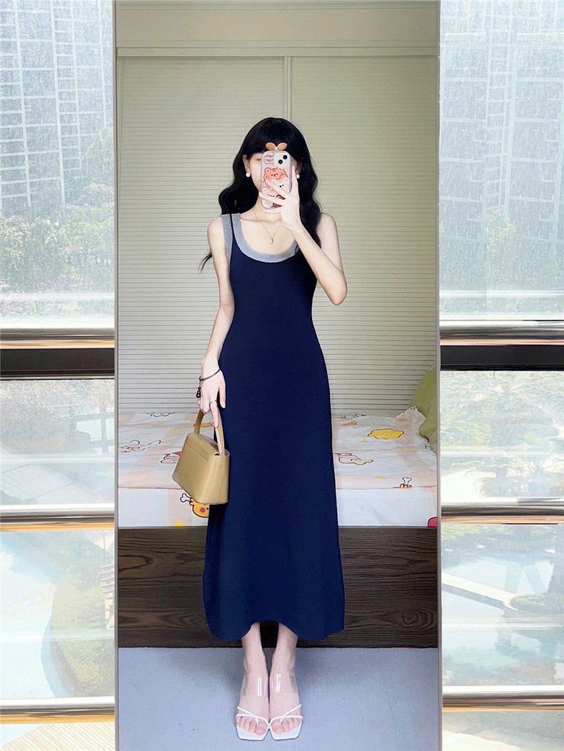 纯欲风辣妹无袖针织连衣裙女夏季新款法式气质时尚显瘦包臀吊带裙