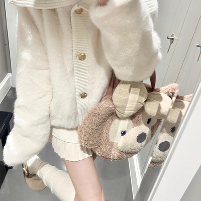 甜美风软糯高翻领毛毛外套女