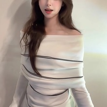 韩系极简风一字肩条纹针织衫女2025秋冬季设计感修身性感露肩上衣