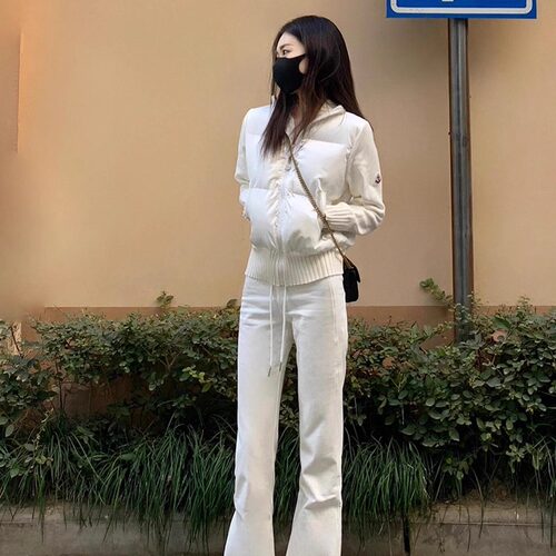 超好看针织拼接90白鸭绒羽绒服女