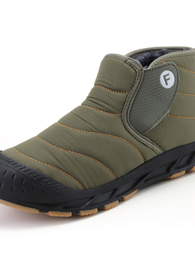 军绿色个性潮流雪地靴男女45外穿保暖46防滑47老人魔术贴大码棉鞋