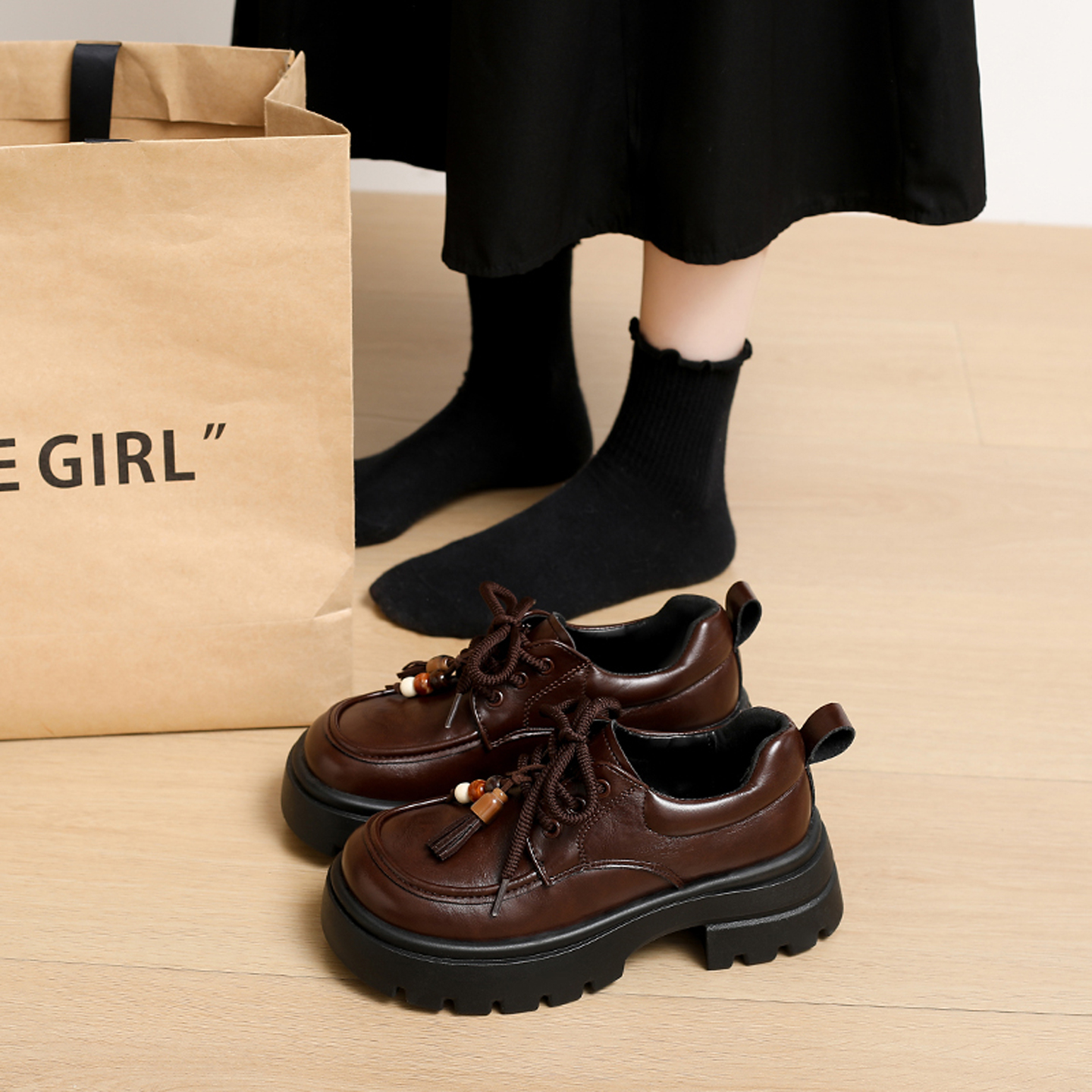 赫本风小皮鞋女冬季绝美深口单鞋