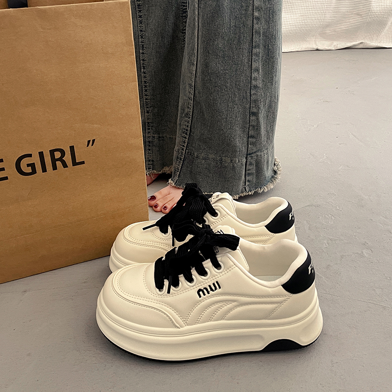 超火圆头小白鞋女秋冬季韩系板鞋