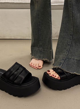 法式绝美厚底增高拖鞋女夏季外穿高级感2025爆款超火新款坡跟凉拖