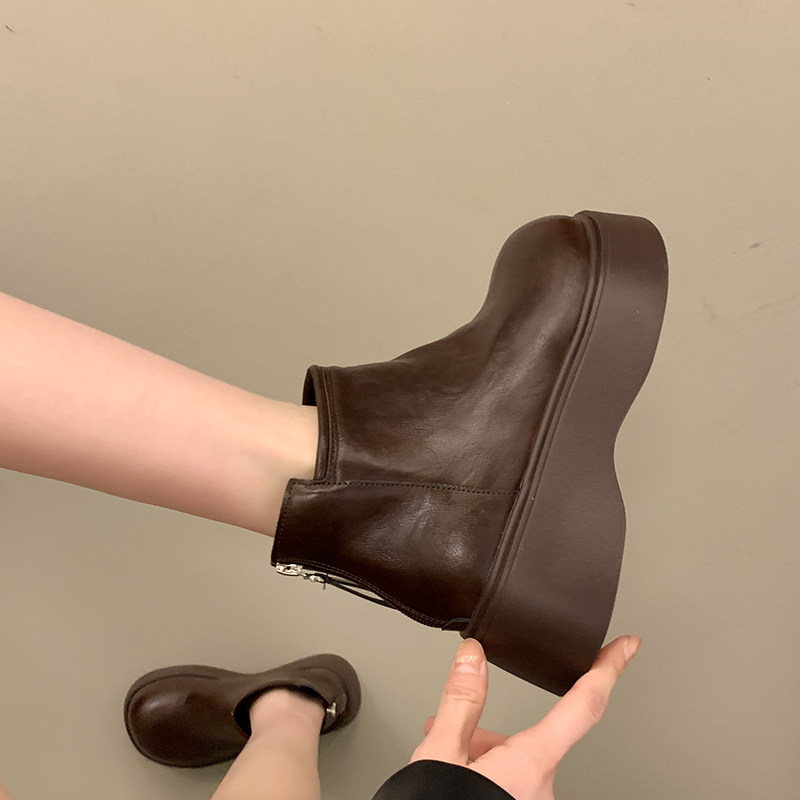 英伦风厚底短靴女秋冬季低帮2025超火新款爆款增高机车棕色马丁靴