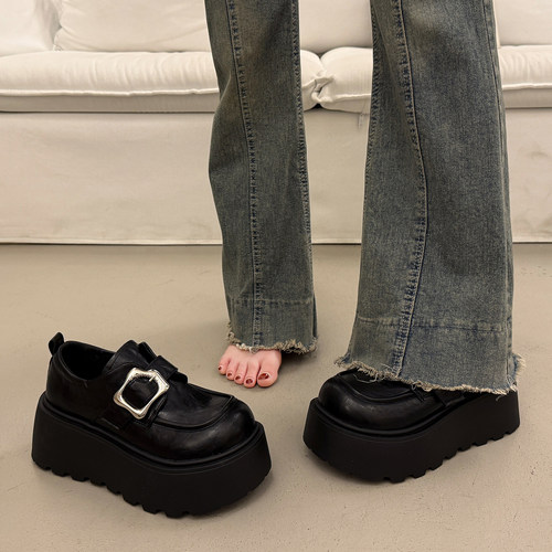 小皮鞋女秋冬季棕色圆头深口单鞋