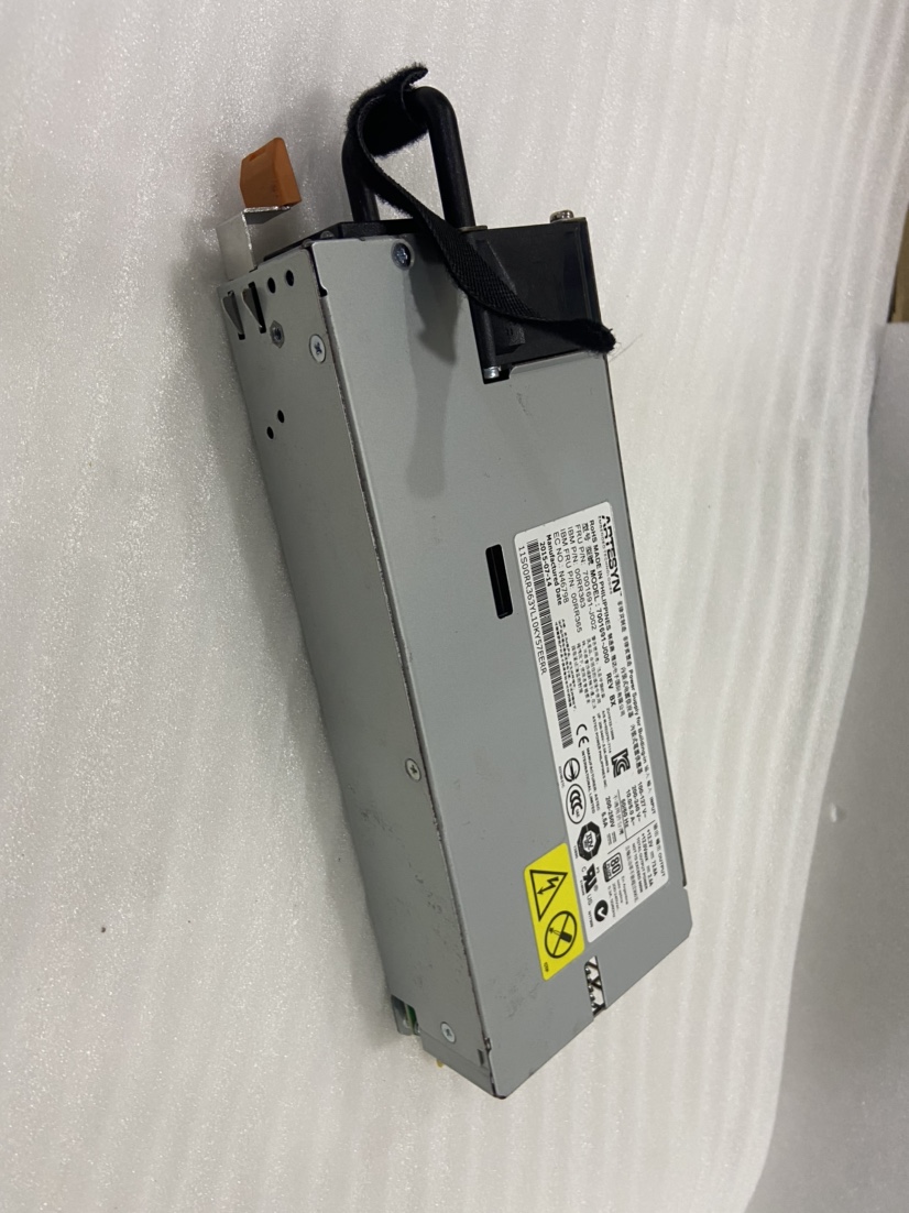 IBMM4M5交流电源900W