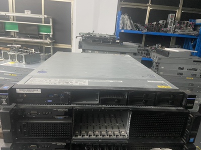 IBMX3250M52.5寸8盘位联想