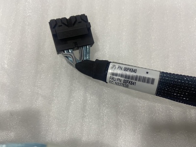 联想IBM X3650 M5服务器SAS线 M5210 M1215 00FK841 00FK840 83CM